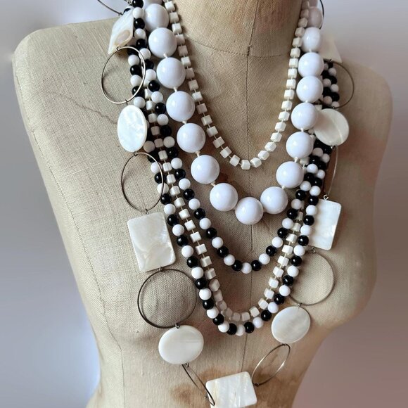 Necklace Lot, Black, White, Layered Collection,Vintage, Plastic, 60s, 70s - Picture 1 of 6